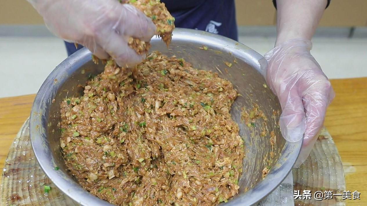 饺子馆的馅料有哪些 芹菜猪肉饺子馅配方大全-5