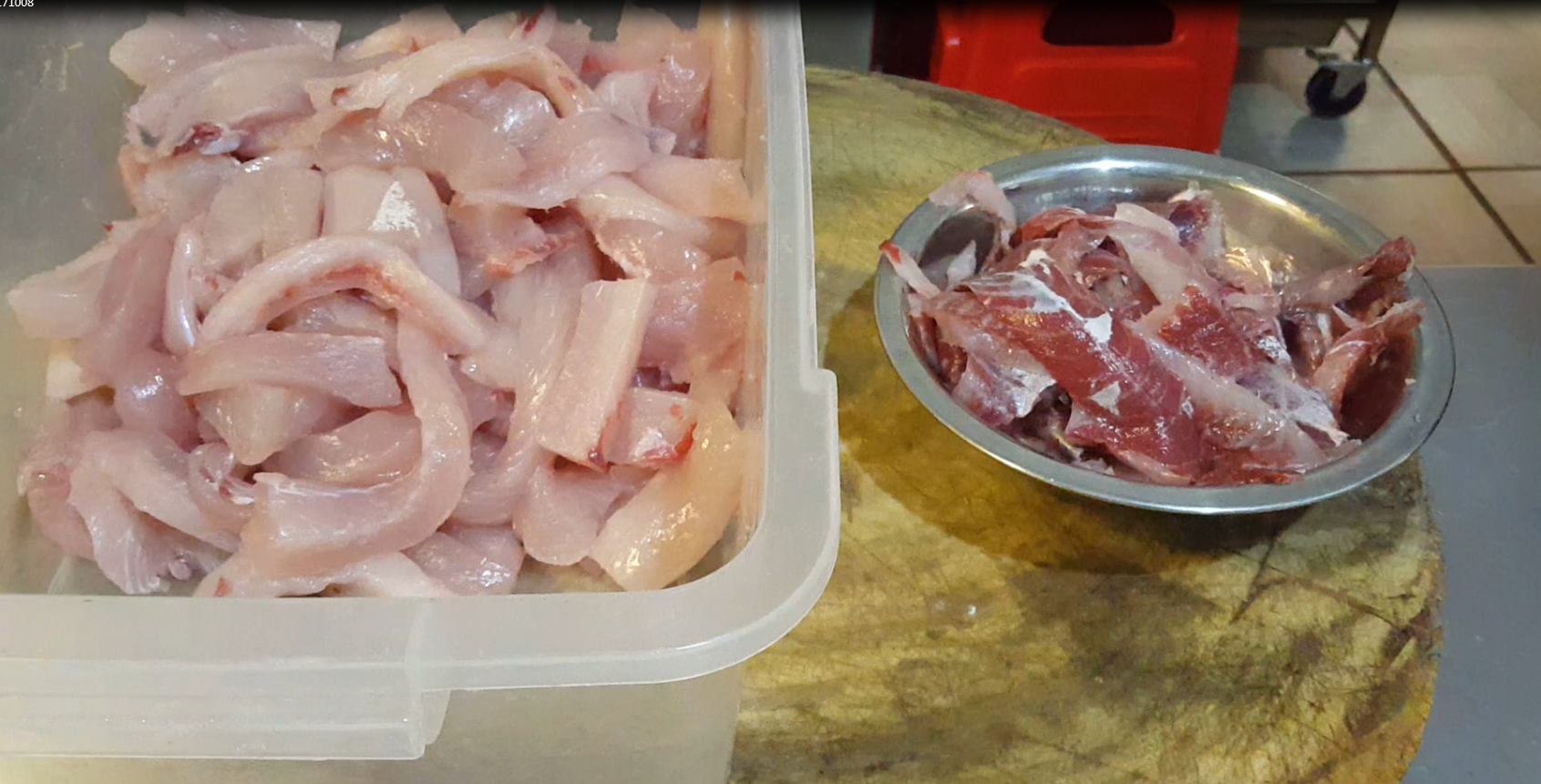 鱼丸的制作方法和配方_一斤鱼肉放多少淀粉做鱼丸-3