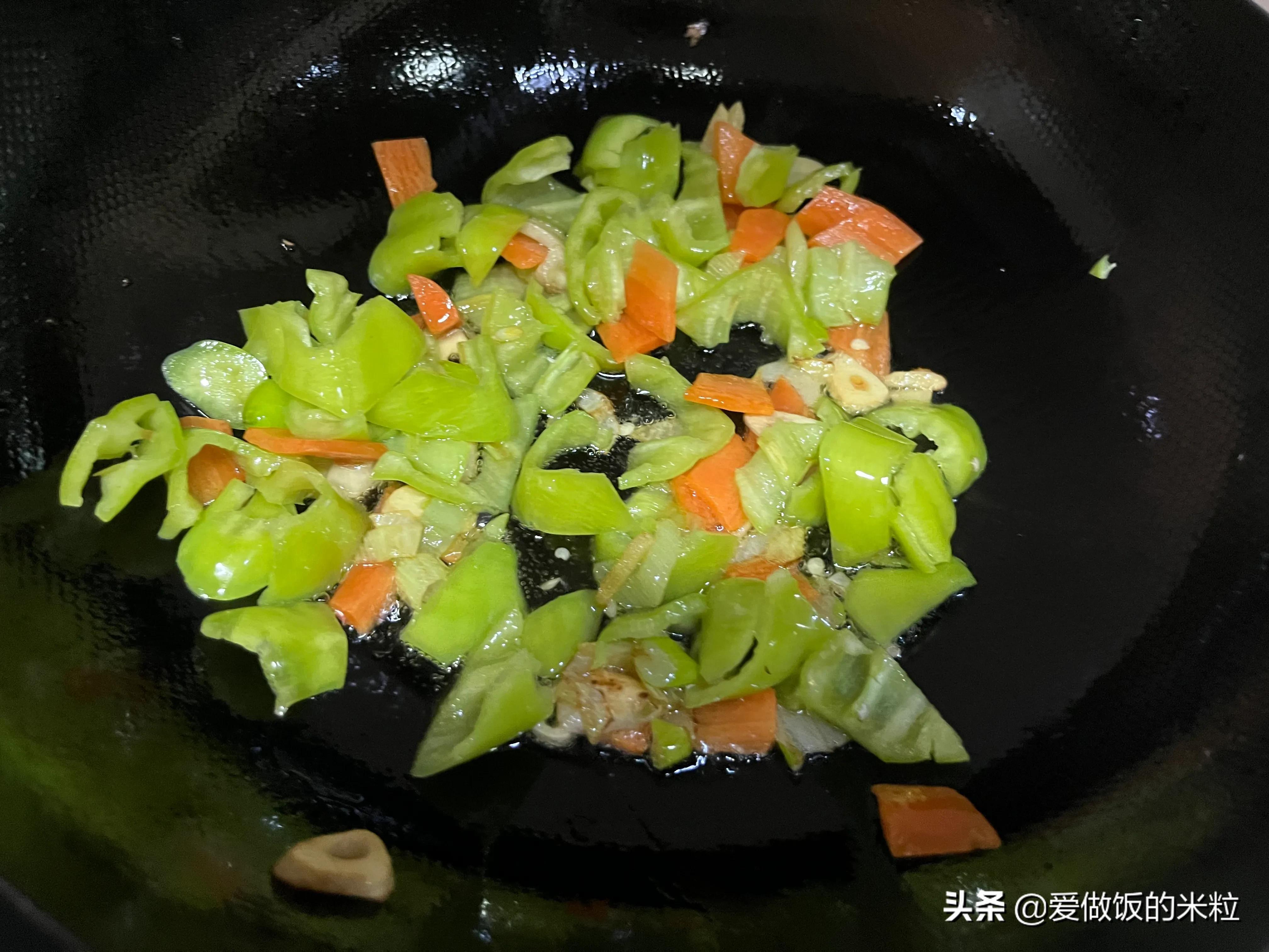 扇贝肉的做法大全家常爆炒，尖椒扇贝肉怎么炒好吃？-8