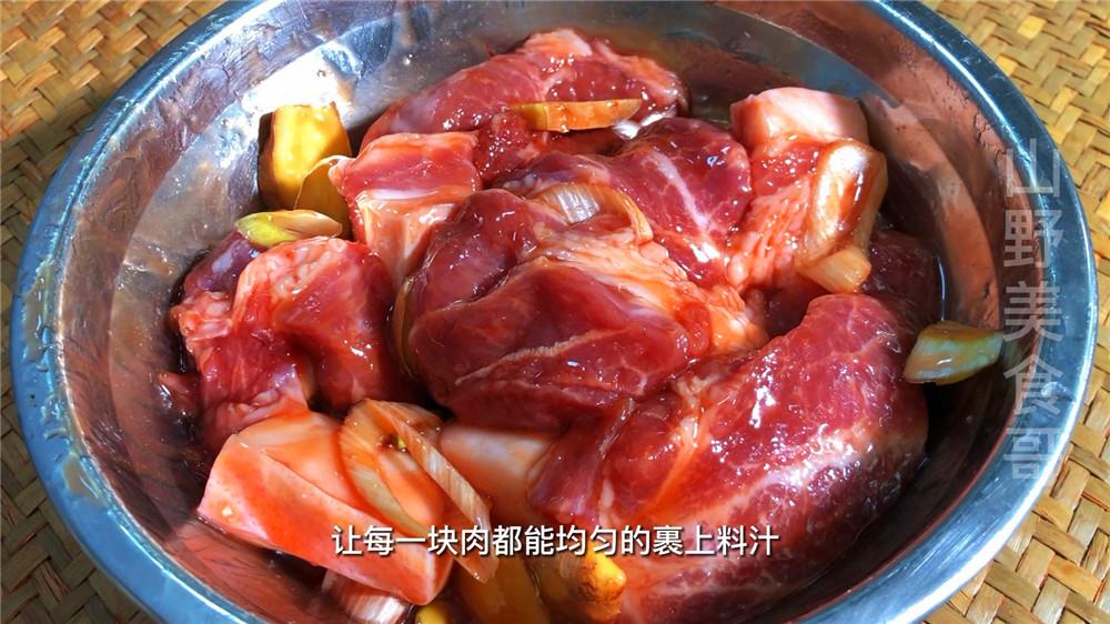 叉烧肉怎么腌制最好吃 叉烧肉正宗的做法及配料-5