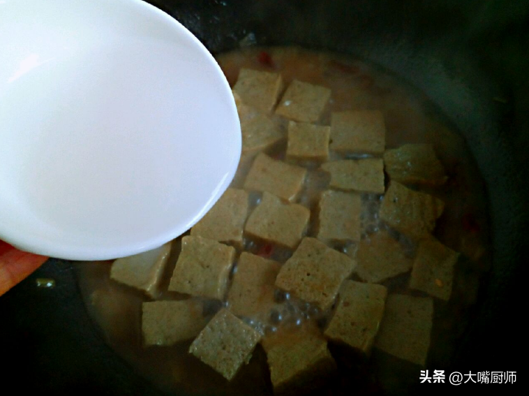 冻豆腐是怎么做出来的_如何做冻豆腐-9