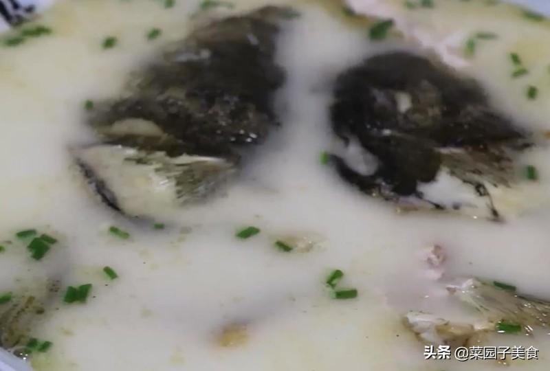 鱼头汤怎么做又浓又白，鱼头汤的正确做法-1
