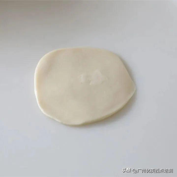 蛋黄酥的制作方法和配料（蛋黄酥制作过程以及配方）-16