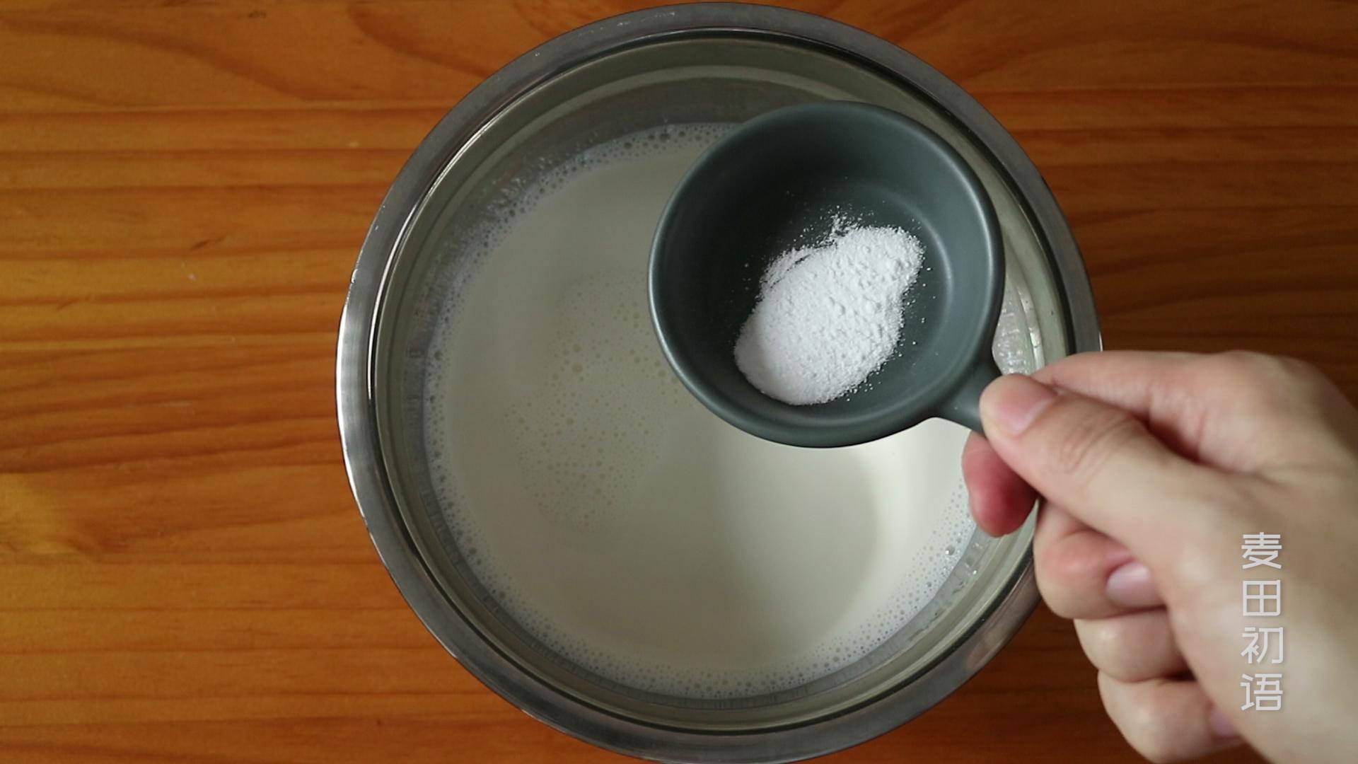 酸奶自然发酵怎么做（自制酸奶的简单做法）-9