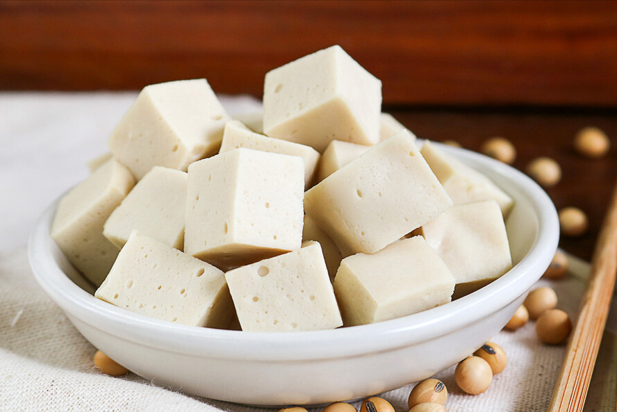 米醋泡黄豆的正确做法（在家制作豆腐的简单方法）-2