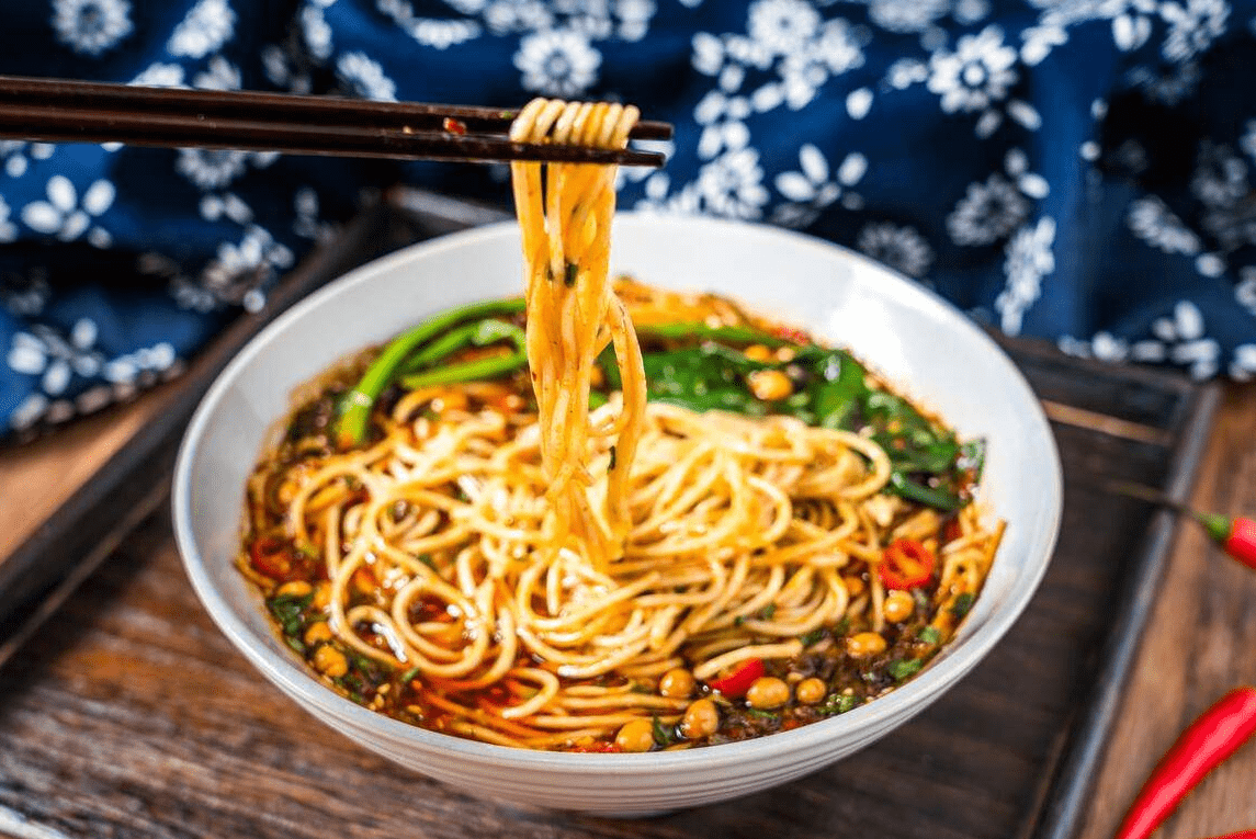 “头伏馄饨二伏茶”,吃馄饨可以带来好运和吉祥